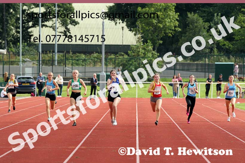 Women and Girls 300 metres, 2021 North Eastern Track and Field Champs., Middesbrough. Photo: David T. Hewitson/Sports for All Pics